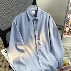 蓝色