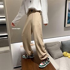 卡其色