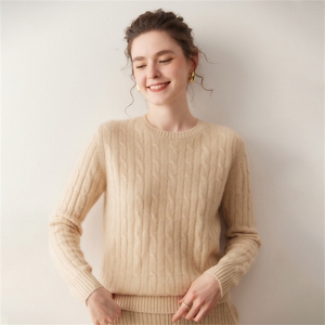 2025年秋季落肩袖常规款时尚百搭通勤圆领大麻花，女装针织衫/毛衣，溪贝羊绒