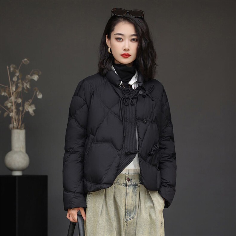 新中式盘扣轻薄羽绒服女2023冬季新款时尚洋气立领小个子鸭绒外套,女装羽绒服,阳光伊恋