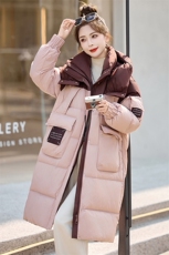粉色连帽撞色拼接羽绒服女2024冬新款过膝中长款加厚保暖鸭绒外套，女装羽绒服，韩宇舍