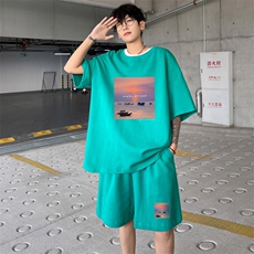 绿色