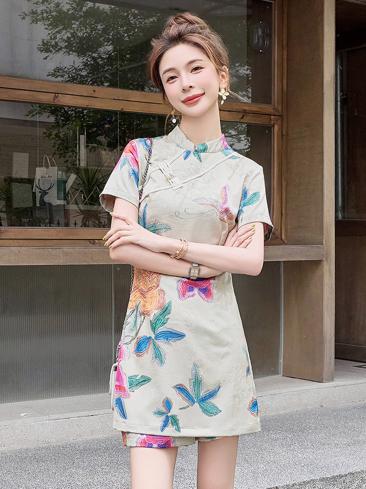 改良旗袍连衣裙女夏高级感复古印花新中式国风短裤套装气质两件套,女装套装/套裙,众宇琦