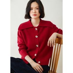 时尚百搭女士羊绒开衫 优雅翻领设计 舒适保暖图片