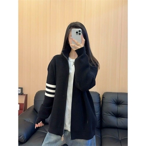 立领红色毛衣男女秋冬季条纹针织开衫外套情侣新年衣服本命年夹克图片