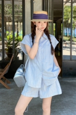 活泼减龄条纹短袖衬衫套装女2025年夏季新款小个子休闲短裤两件套，女装套装/套裙，2C135