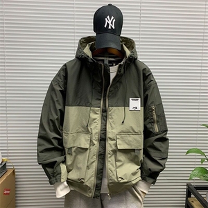 W9160-P80 网图现货 春季新款大口袋户外机能连帽冲锋衣夹克图片