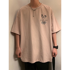 粉红色