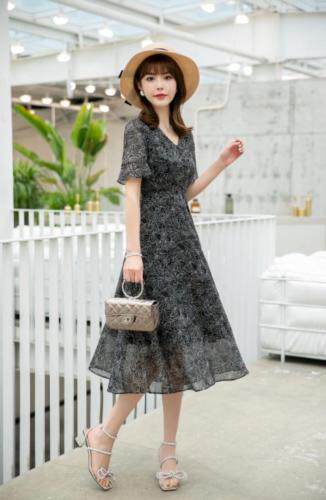 现货供应：夏装新款修身连衣裙M一XXL，女装连衣裙，拉思维加丝