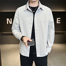 灰色
