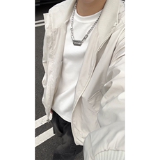 米杏色