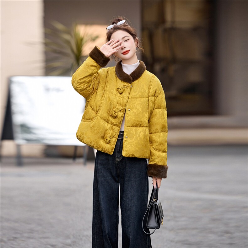 水貂毛冬季新款女装2025年时尚气质优雅大方新中式90%白鸭绒外套,女装羽绒服,魅影