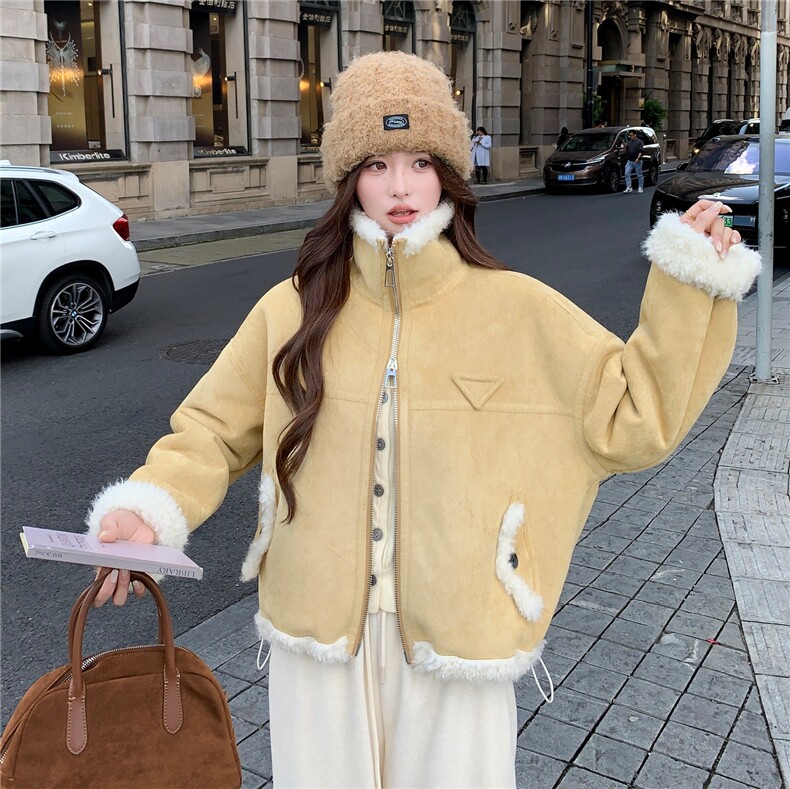 新款 黄色皮毛一体羊羔毛外套 2D014-10033-P195-K288图片