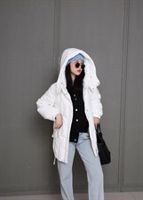 黑白两色90标羽绒，其它，谦度