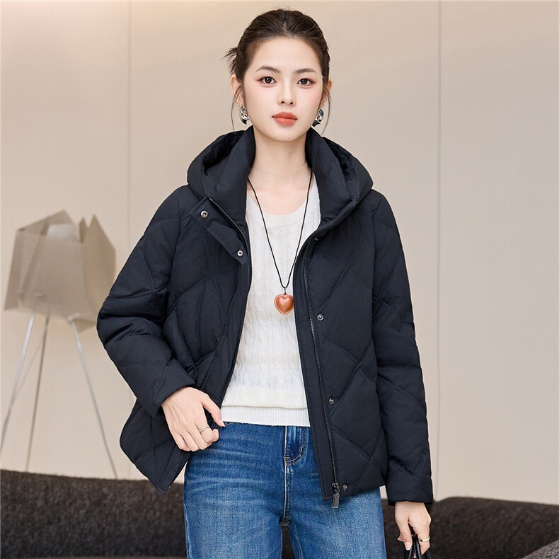 轻薄羽绒服女短款连帽小个子休闲百搭棉服2025冬季新款,女装羽绒服,阿舍尔精品