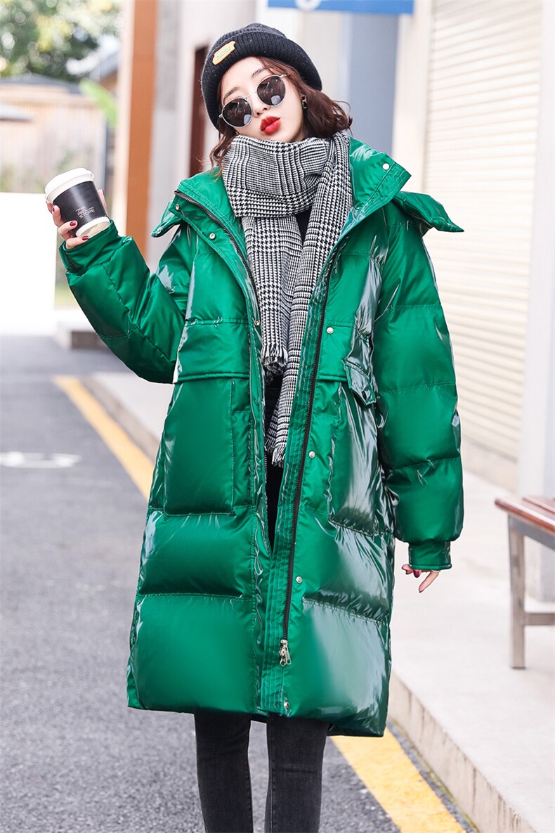 欧洲站中长款亮面羽绒服女2022年冬季新款时尚免洗白鸭绒绿色外套,女装羽绒服,辉之琳