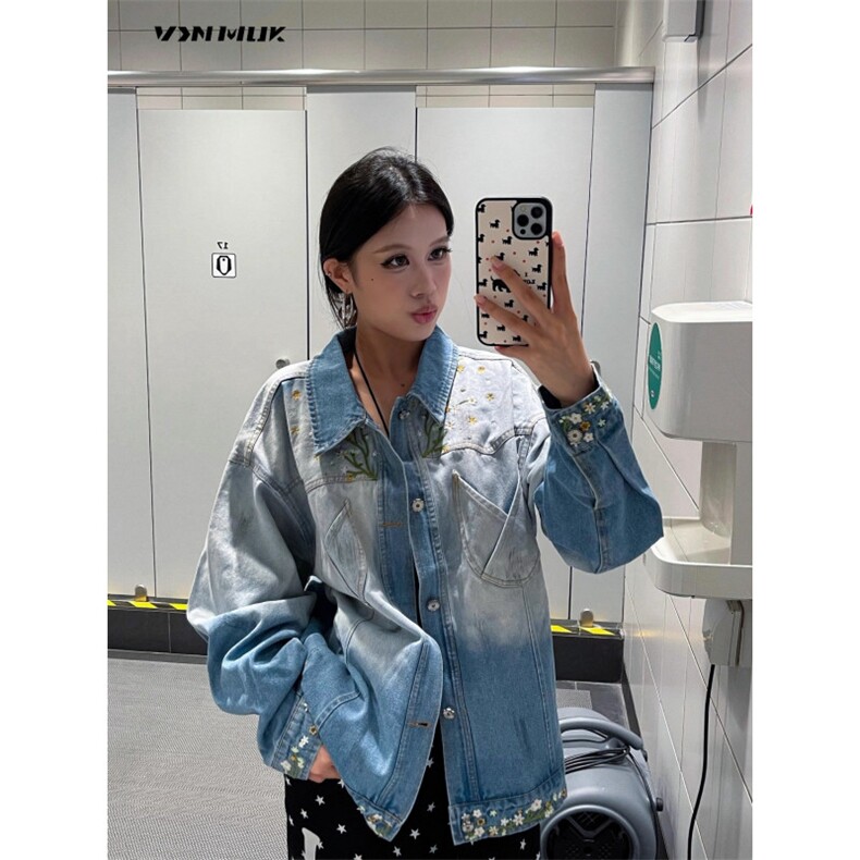 JK8973-P73美式复古秋季新款花卉潮牌设计感渐变刺绣牛仔夹克,男装夹克,电商B323A