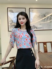 2022夏季新款短袖衬衫修身显瘦气质时尚花色小衫，女装衬衫，婉伦