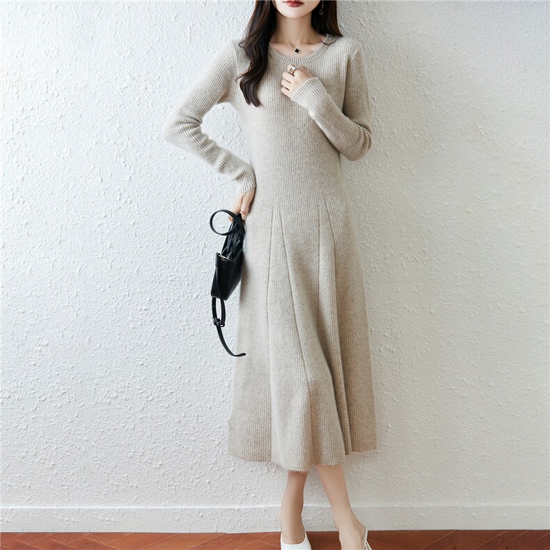 2025长款圆领A字裙百搭时尚简约圆领，女装连衣裙，越洋羊