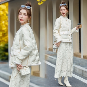 【bao款现货】2024新款冬装新中式刺绣拼接水貂毛羽绒服白鸭绒图片