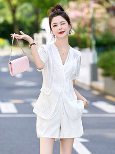 欧货时尚刺绣短裤套装女2025夏款今年流行漂亮气质炸街西装两件套图片