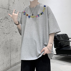灰色