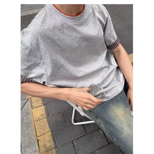 【有货】DTA200-P48浅灰色假两件短袖男夏季拼接格子翻边袖T恤图片