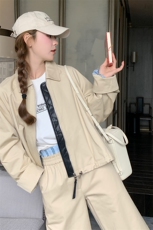 韩版小众设计2025春装ootd穿搭减龄休闲棒球服夹克外套长裤，女装短外套，2C372