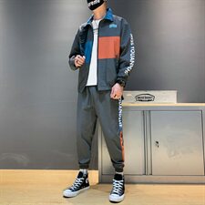 灰色