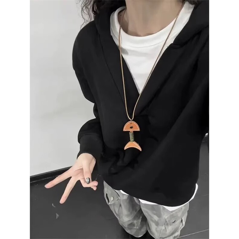 黑色v领假两件连帽卫衣男款春季设计感重磅帽衫cleanfit情侣外套,女装短外套,星座506A