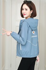 连帽短外套女2021春秋季韩版宽松bf夹克小个子上衣百搭春秋外套，女装短外套，依恋蒂丝