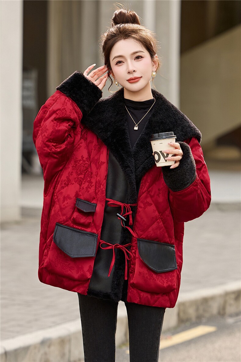 现货，现货，2025冬装新款皮毛一体拼接时尚潮流保暖羽绒服,女装羽绒服,伊仟回