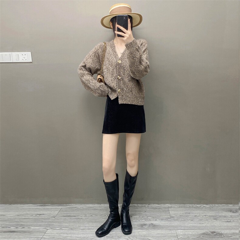 重磅4股康赛花纱软糯纯山羊绒开衫女毛衣V领加厚宽松针织外套秋冬，女装羊绒衫，织绒羊