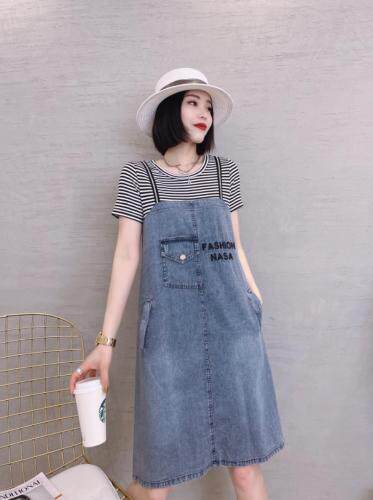 假两件套牛仔连衣裙，女装连衣裙，依伊贝诺