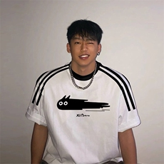 白色
