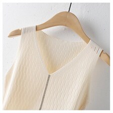 冰丝吊带背心内搭打底衫夏季短款无袖时尚烫钻纯色v领显瘦上衣，女装针织衫/毛衣，美吧服饰