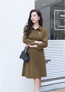 现货供应：针织修身连衣裙图片