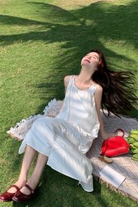 8869夏季棉质吊带长款连衣裙女2025法式抽绳褶皱长裙女P115 k208图片