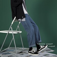 深蓝色