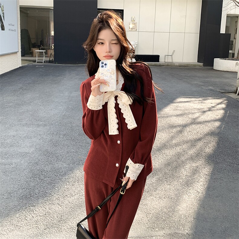 2024春季新款针织两件套蝴蝶结新年红色针织打底衫女高级短款套装，女装套装/套裙，浙宝042