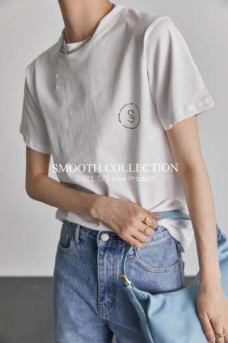 现货简约字母品牌logoT，女装，SMOOTH