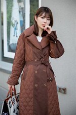 2021新款长风衣设计款羽绒服，女装风衣，优彩