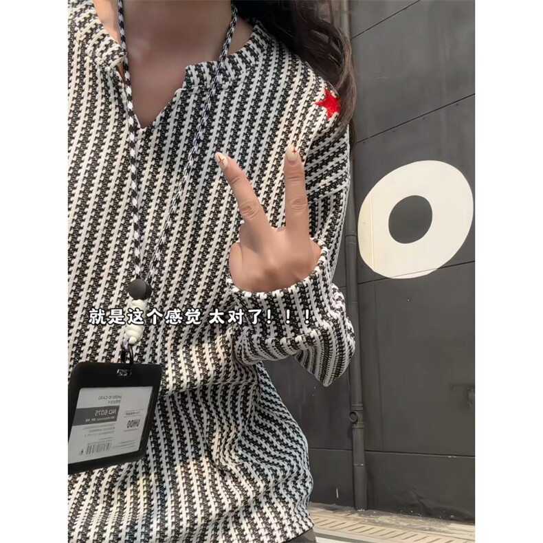XZ809A/SYR35/P35/控58 雪尼尔小香风绣花人民万岁V领长袖卫衣图片