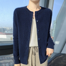藏蓝色