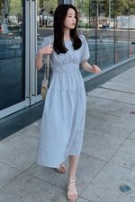 2025夏装新款中长款修身显瘦短袖连衣裙修身圆领裙子女装长裙甜美，女装连衣裙，红依娜