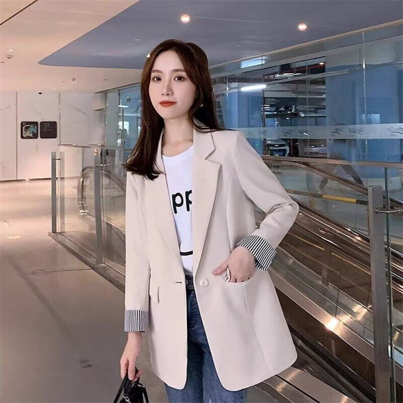 炸街小西装外套女春秋款韩版时尚气质设计感小众休闲女士西服上衣图片