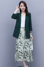 春意盎然~丝滑飘逸高腰仿真丝质感遮胯中长款洋气印花半身裙女，女装套装/套裙，雅佳俏
