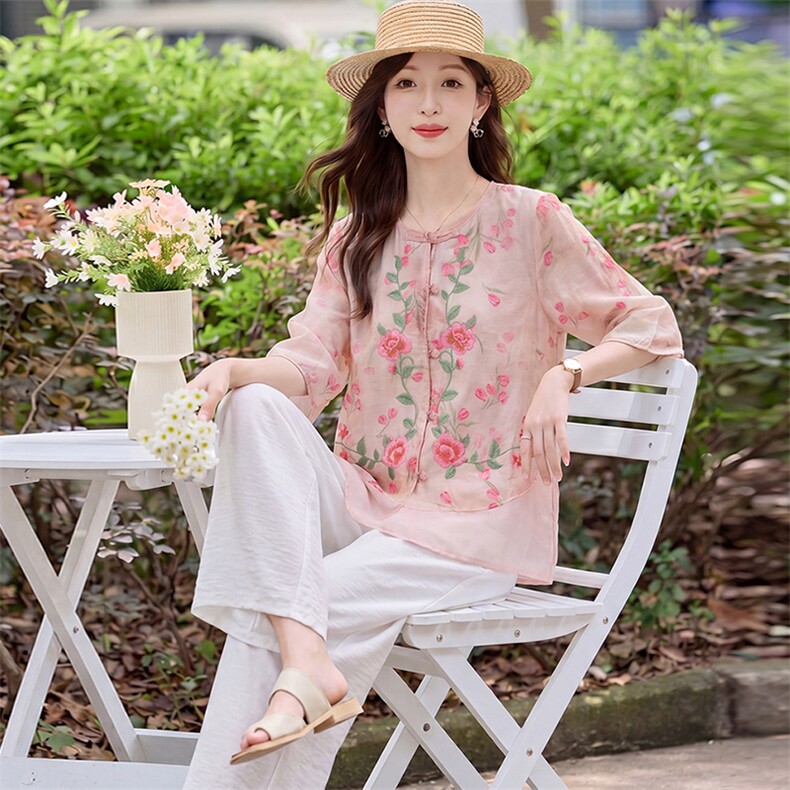 现货主推新中式刺绣套装女夏季新款时尚气质显瘦减龄妈妈装两件套,女装套装/套裙,韩蔻秀