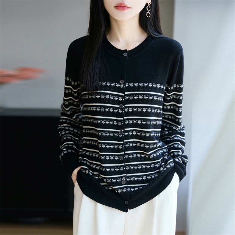 法式复古费尔岛提花针织开衫女2025新款精纺细毛外搭毛衫上衣小衫,针织衫/毛衣,唐诺