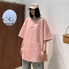 粉红色